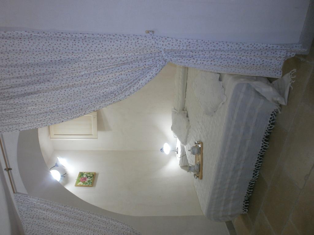 Trullo Villa Giuliana Con Giardino Posizione Panoramica Free Wifi 奥斯图尼 客房 照片