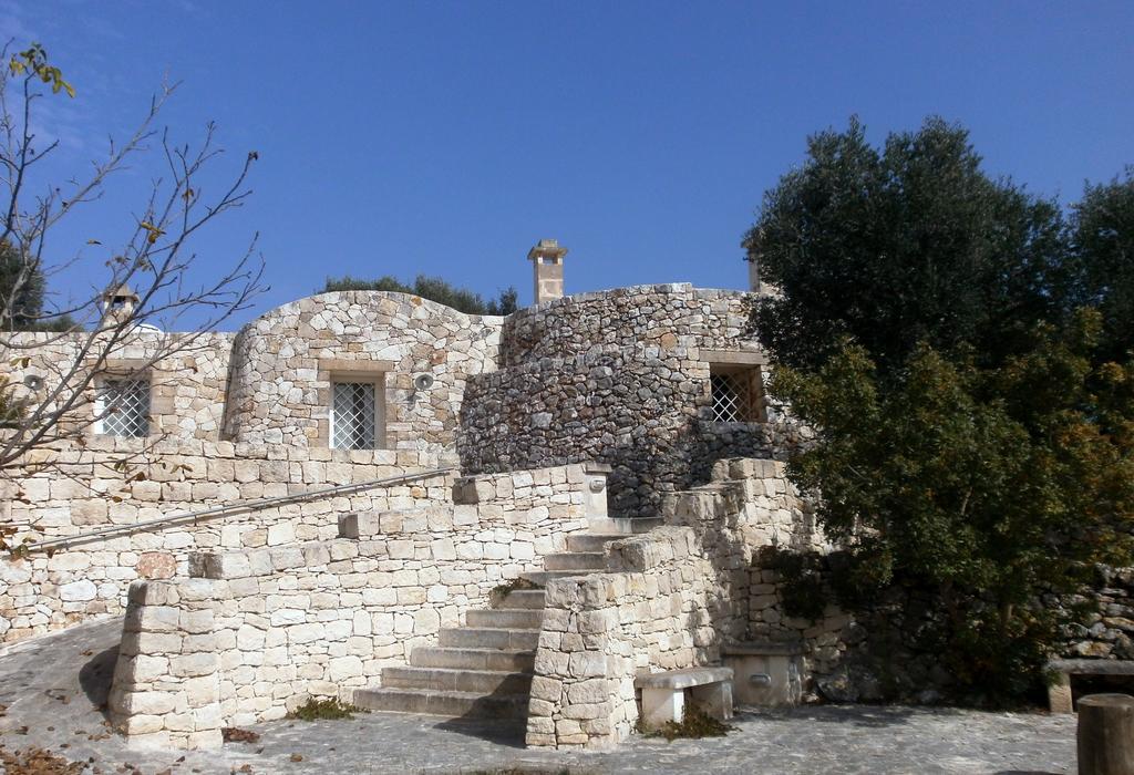 Trullo Villa Giuliana Con Giardino Posizione Panoramica Free Wifi 奥斯图尼 客房 照片
