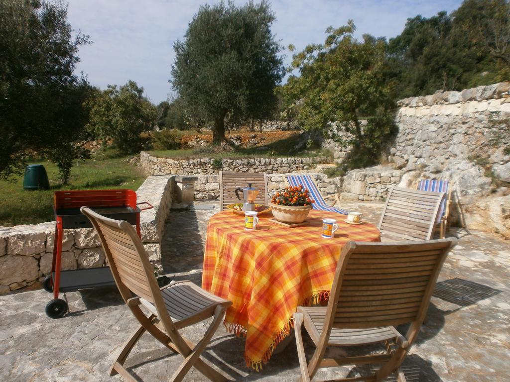 Trullo Villa Giuliana Con Giardino Posizione Panoramica Free Wifi 奥斯图尼 客房 照片